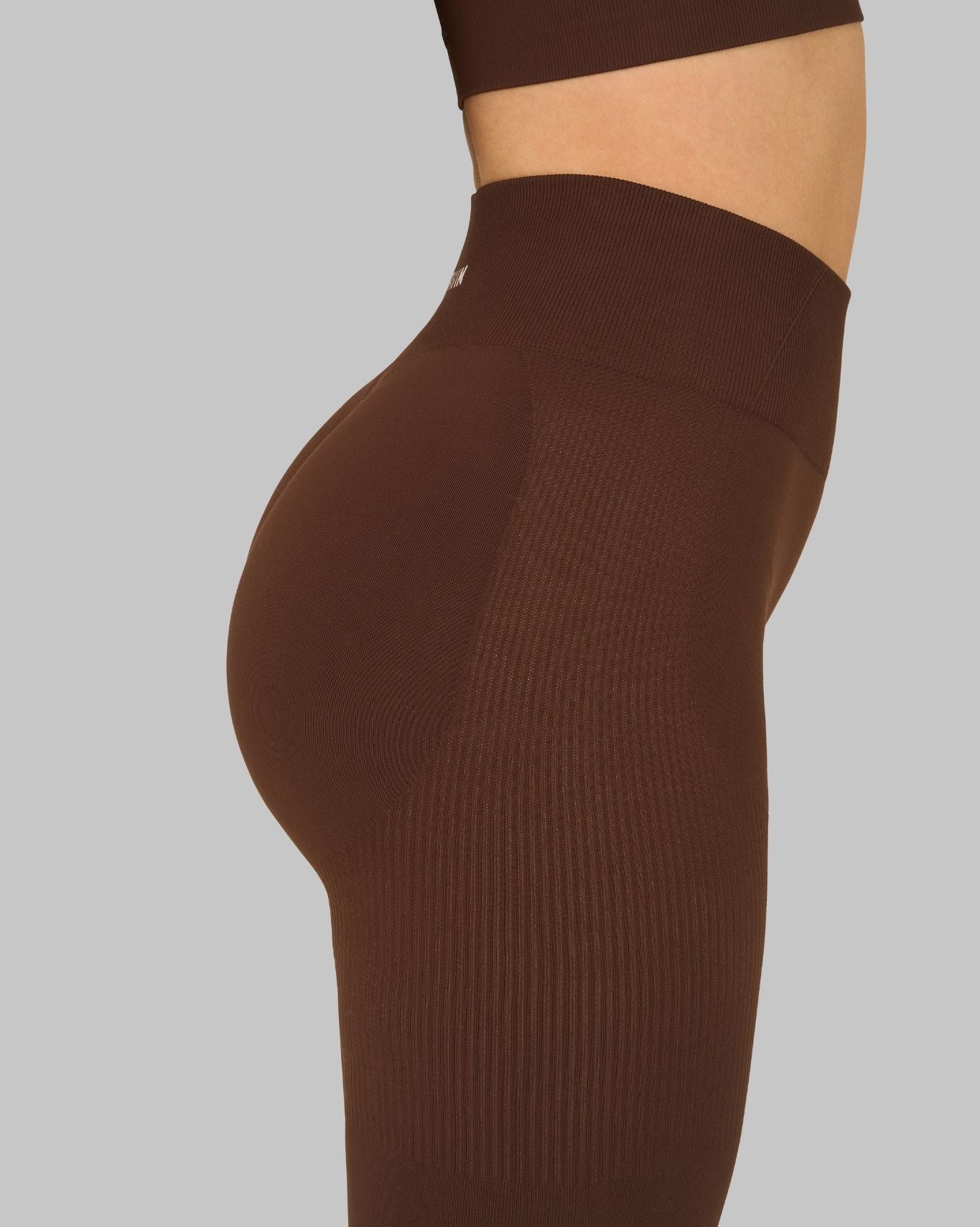 Elevate Ribbed High-Waisted Contour Leggings | Bourbon Brown