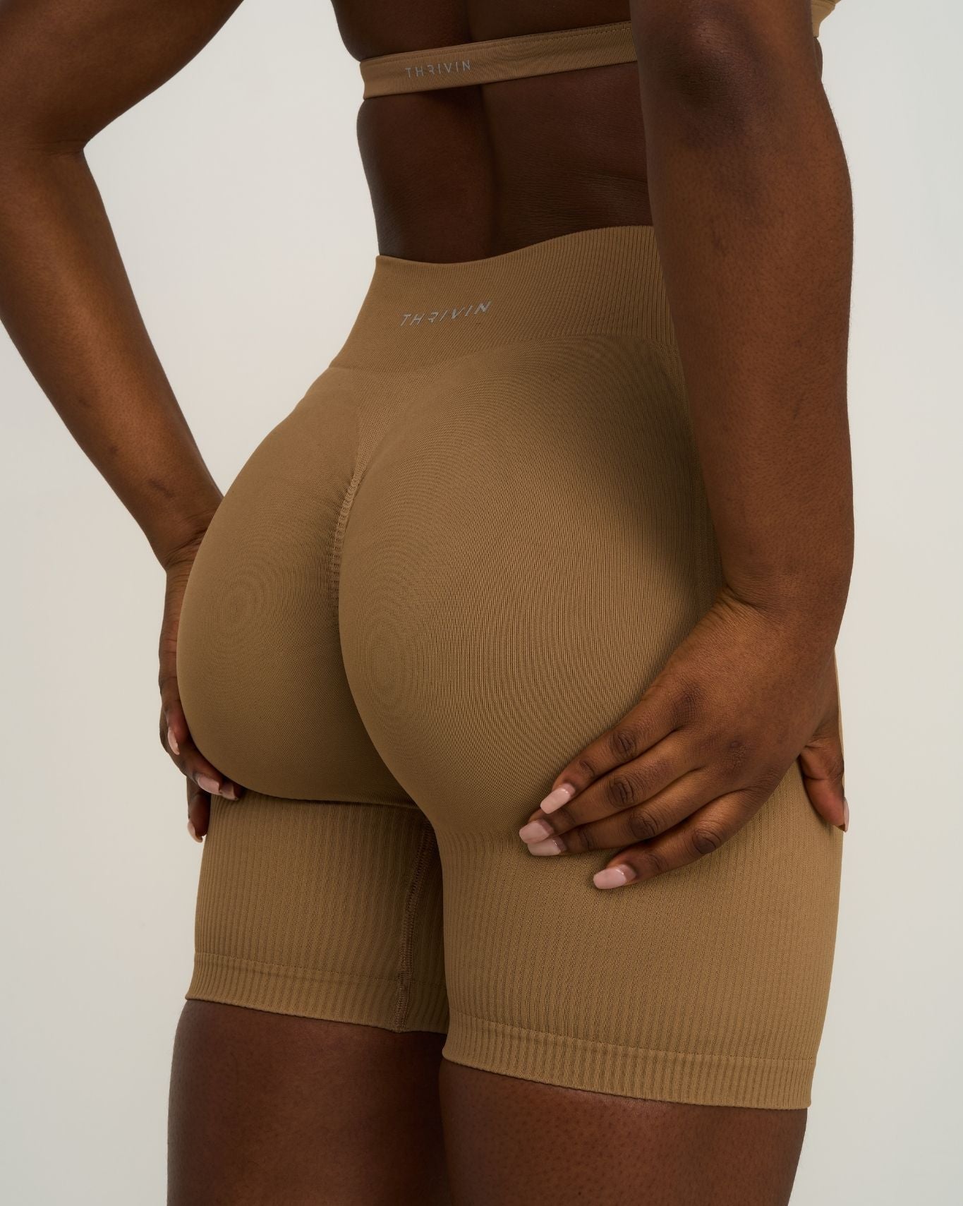 Elevate™ Sculpting Mid Waist Scrunch Shorts | Toffee