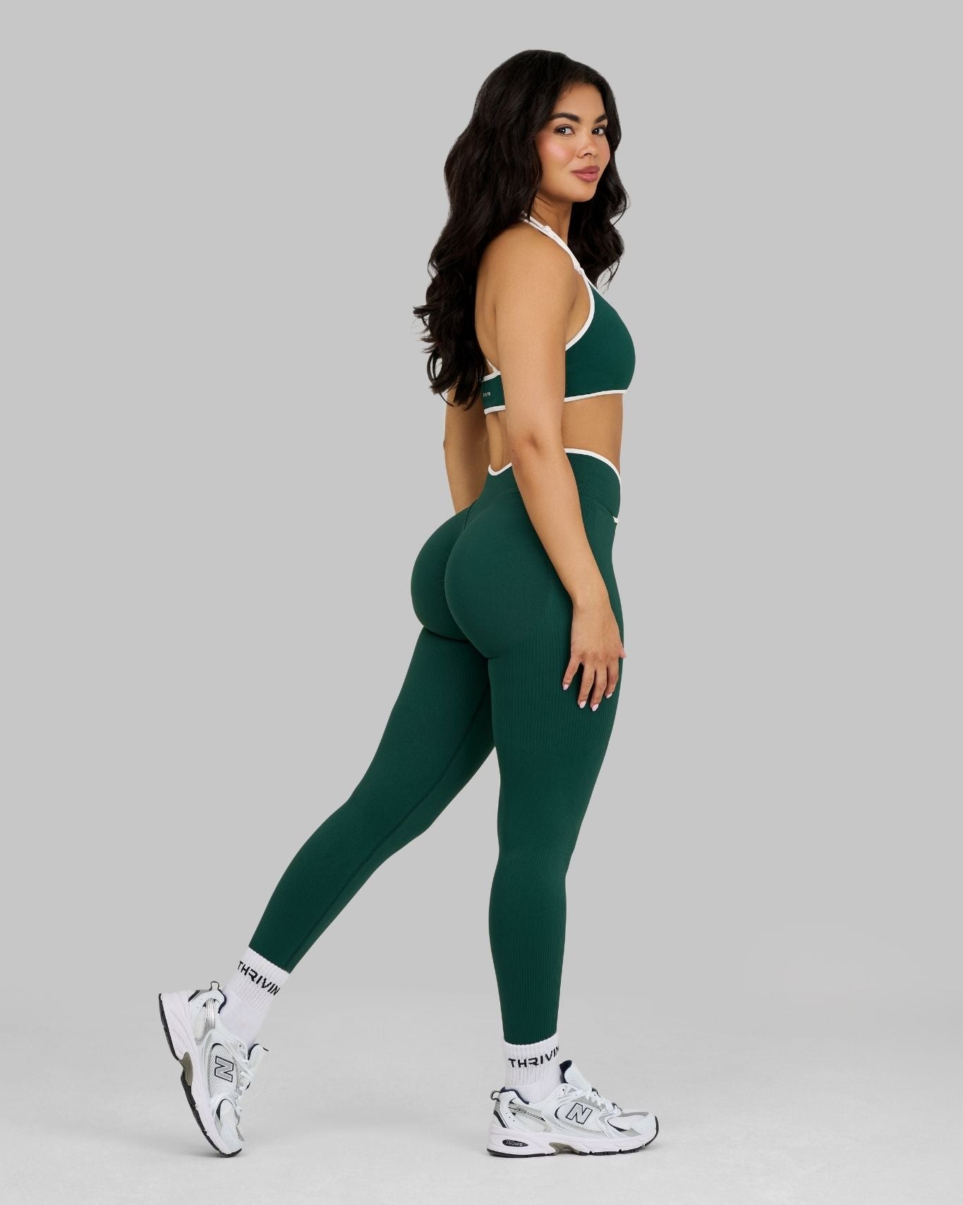 Outline V-Waist Leggings | Pine Green
