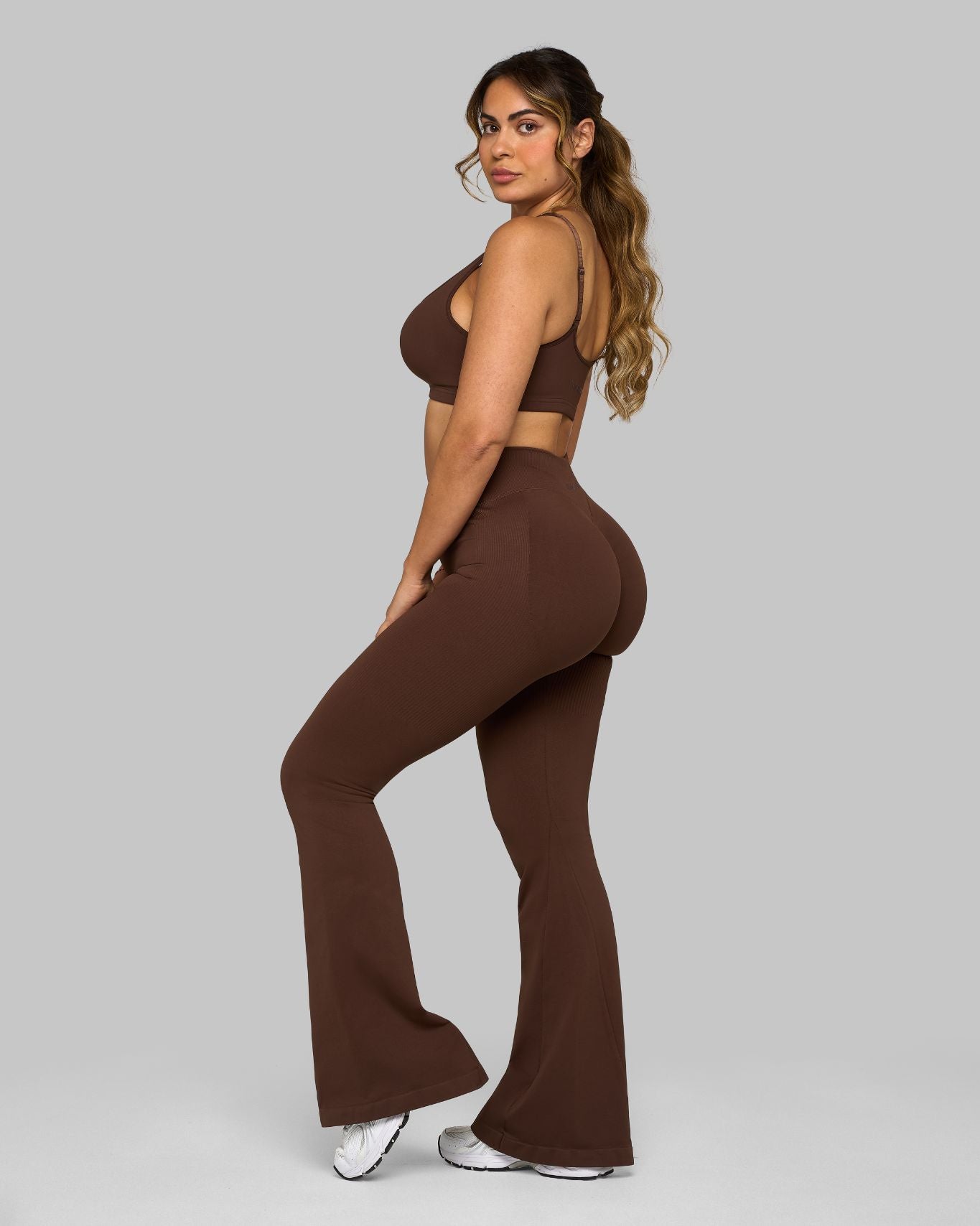 Elevate V-Waist Flared Leggings | Bourbon Brown