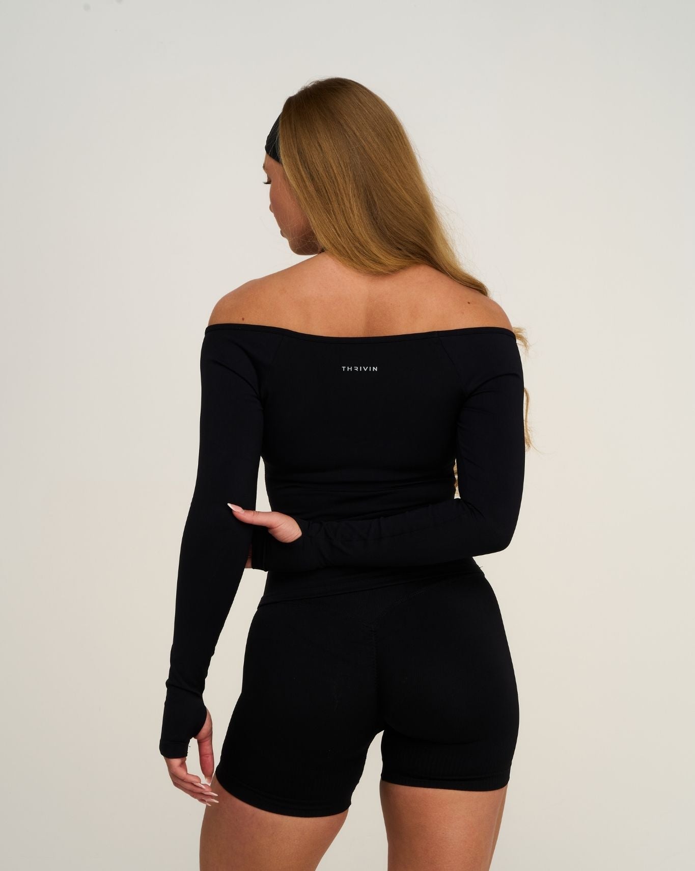 Elevate™ Sculpting Seamless V-Neck Top | Night Black