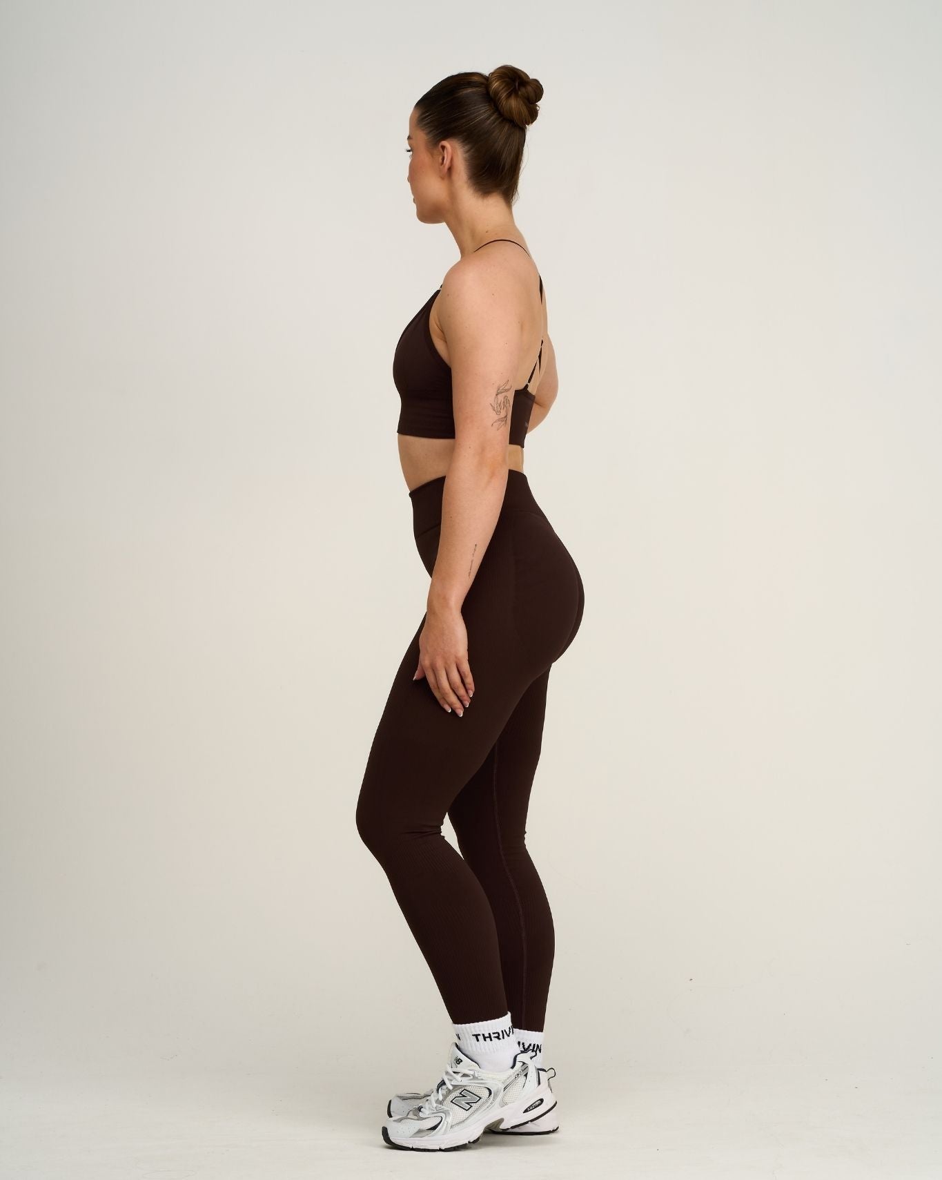 Elevate™ Sculpting Mid Waist Scrunch Leggings | Coffee