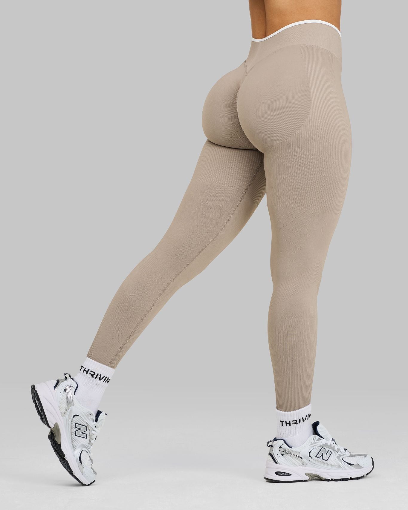 Lottie is 5’3” and wears a size XS.