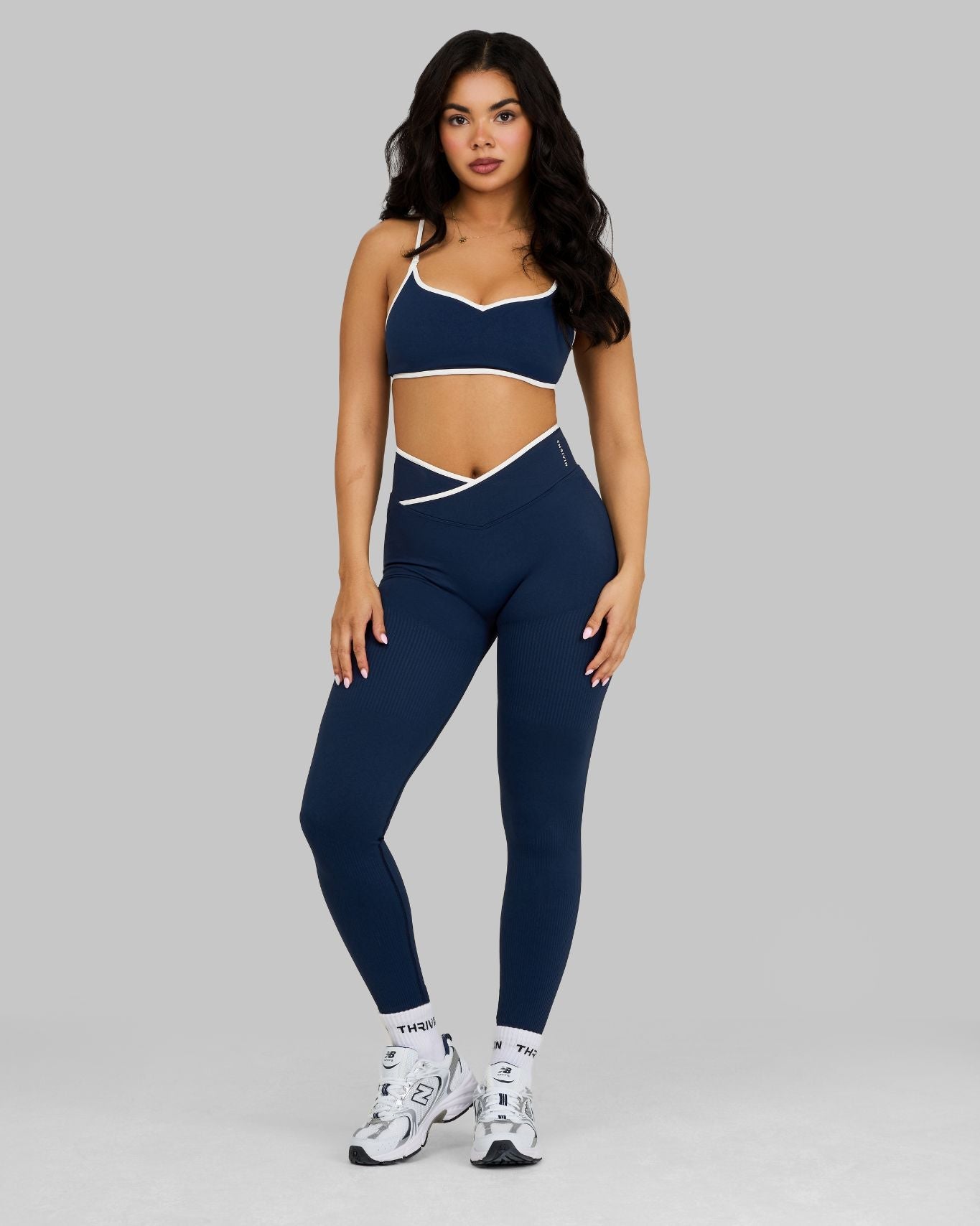Outline V Waist Leggings | Midnight Navy