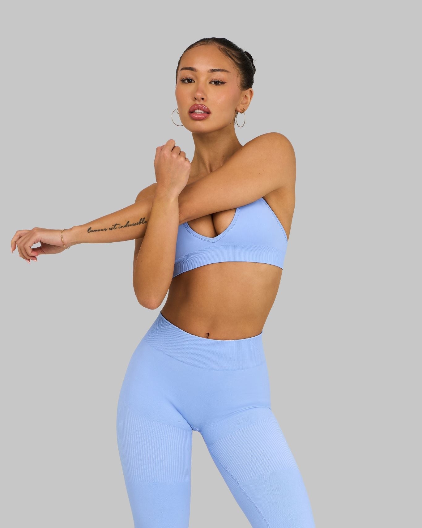 Chiara V-Neck Sculpt Seamless Bra | Glacier
