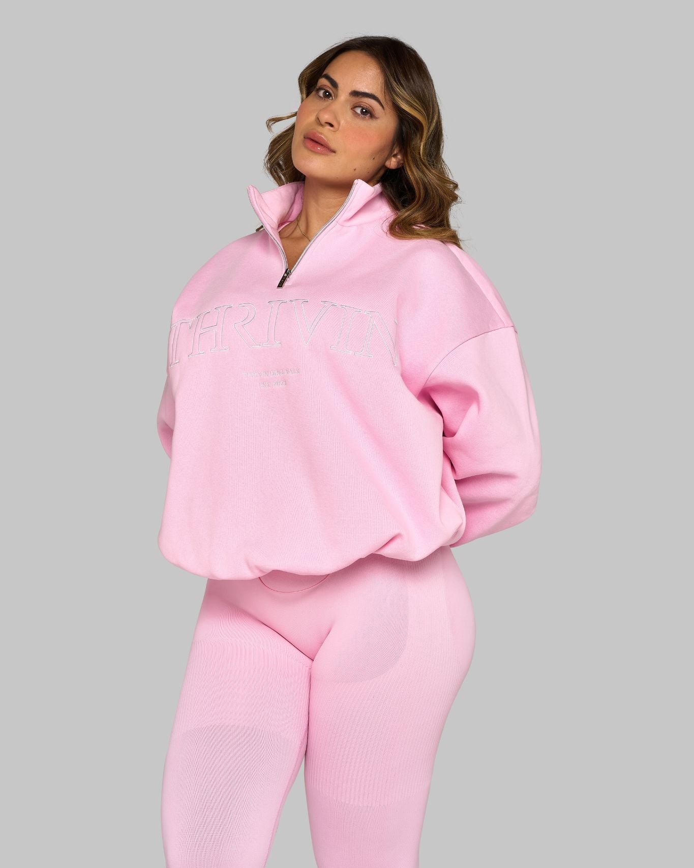 Chiara is 5’6” and wears size S.