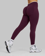 Alex is 5’5” and wears a size S.