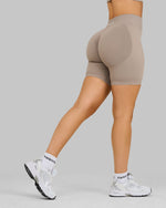 Elevate Ribbed Mid-Waisted Contour Shorts | Latte