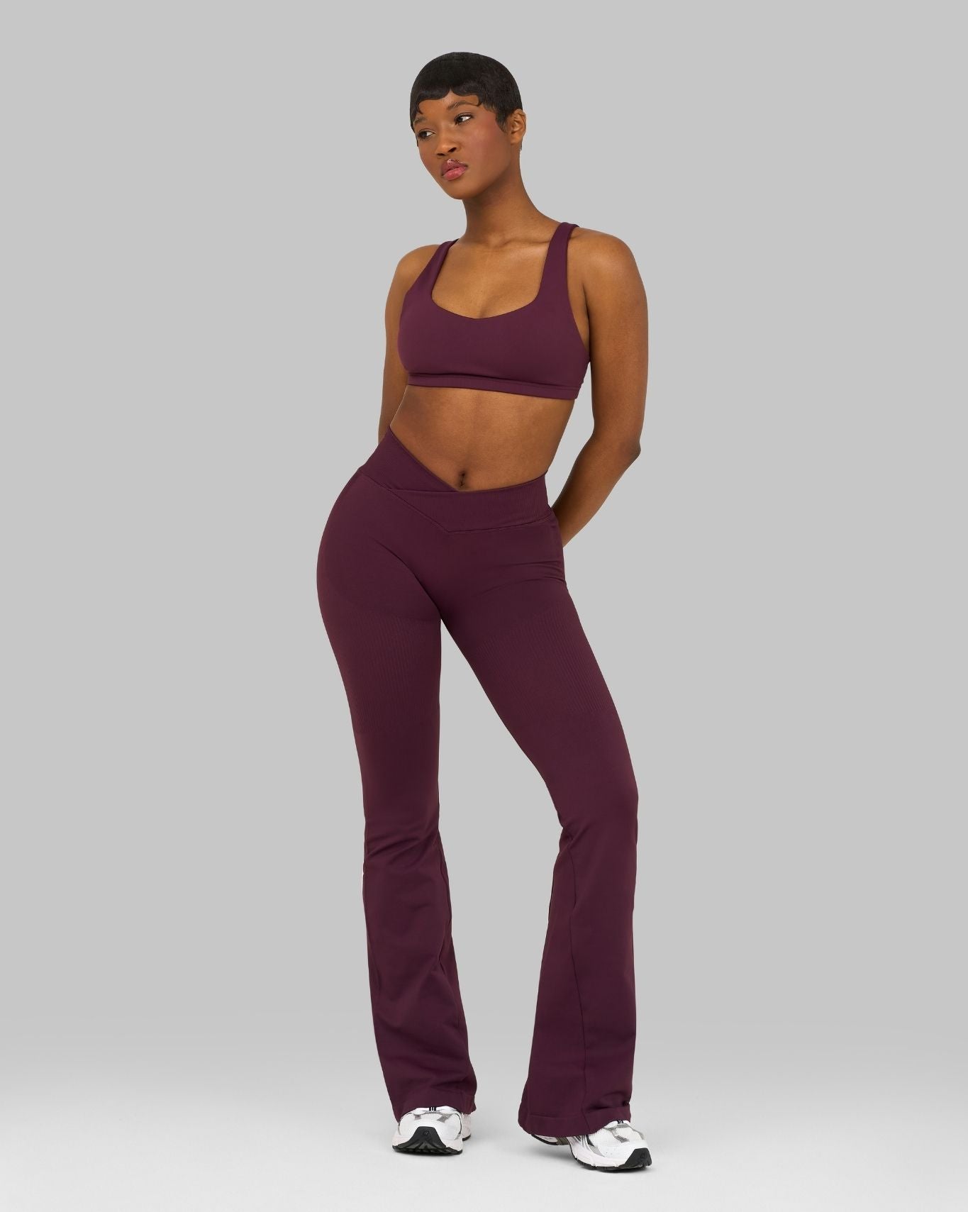 Elevate™ V-Waist Flared Leggings | Winter Plum