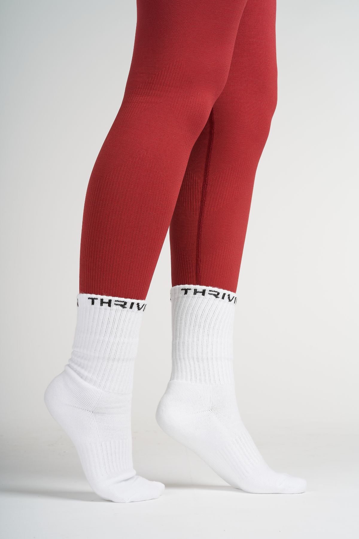 THRIVIN Silk Socks Long "White"