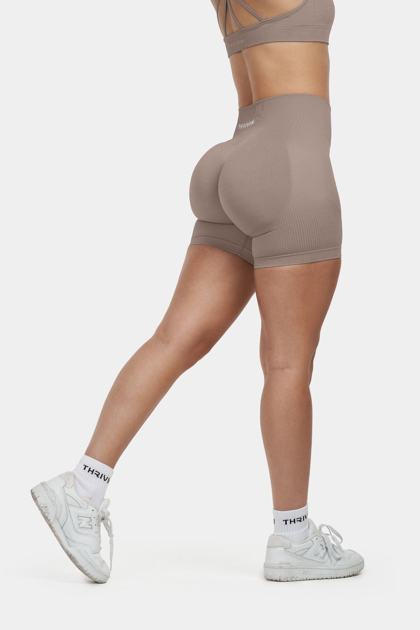 Arise - Seamless Sculpt Ribbed Contour Shorts - Khaki