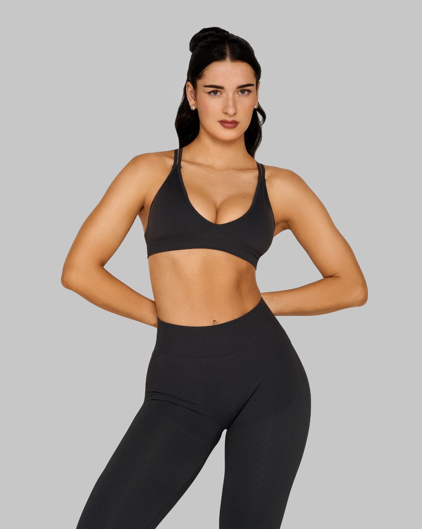 Elevate V-Neck Sculpt Seamless Bra | Charcoal Grey